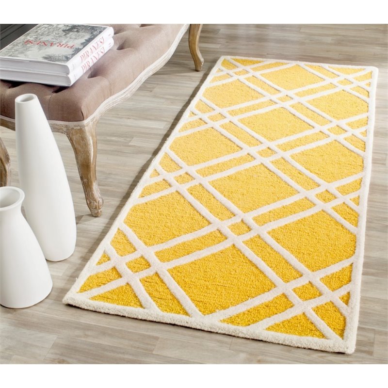 Safavieh Cambridge 2' X 3' Hand Tufted Wool Rug in Gold and Ivory