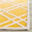 Safavieh Cambridge 5' X 8' Hand Tufted Wool Rug in Gold and Ivory