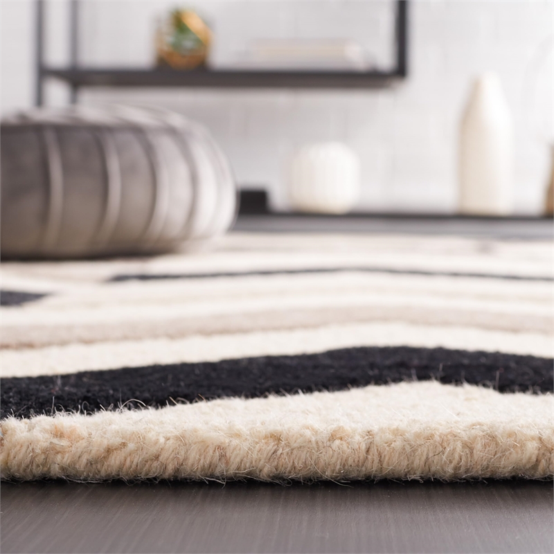 Safavieh Cambridge 10' X 14' Hand Tufted Wool Rug in Ivory and Black