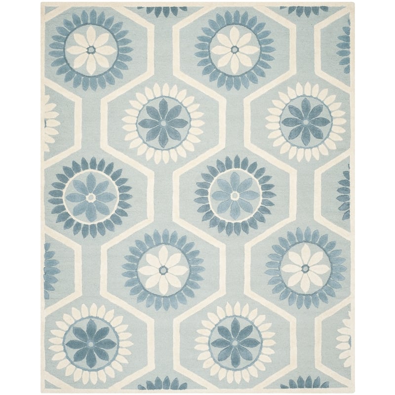 Safavieh Cambridge 8' X 10' Hand Tufted Wool Rug in Blue and Ivory
