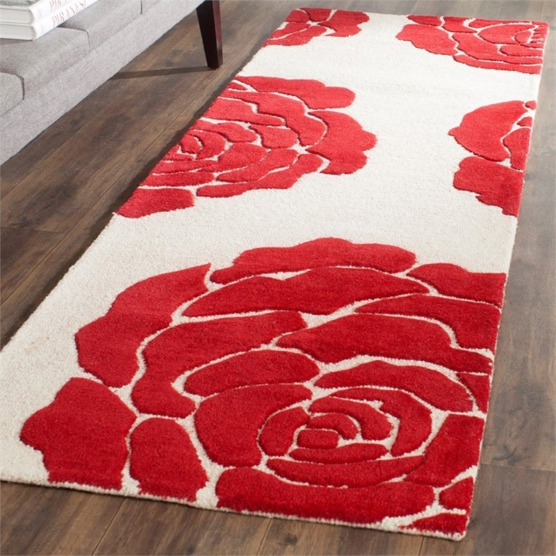 Safavieh Cambridge 8' X 10' Hand Tufted Wool Rug in Ivory and Red