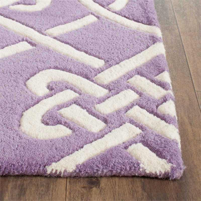 Safavieh Chatham 5' Round Hand Tufted Wool Rug