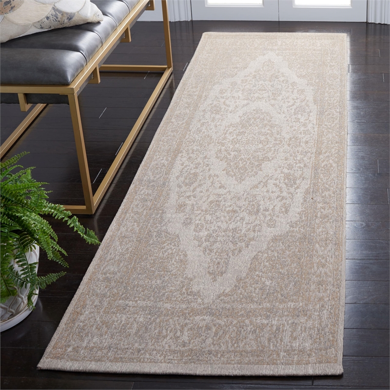 Safavieh Classic Vintage 2'4