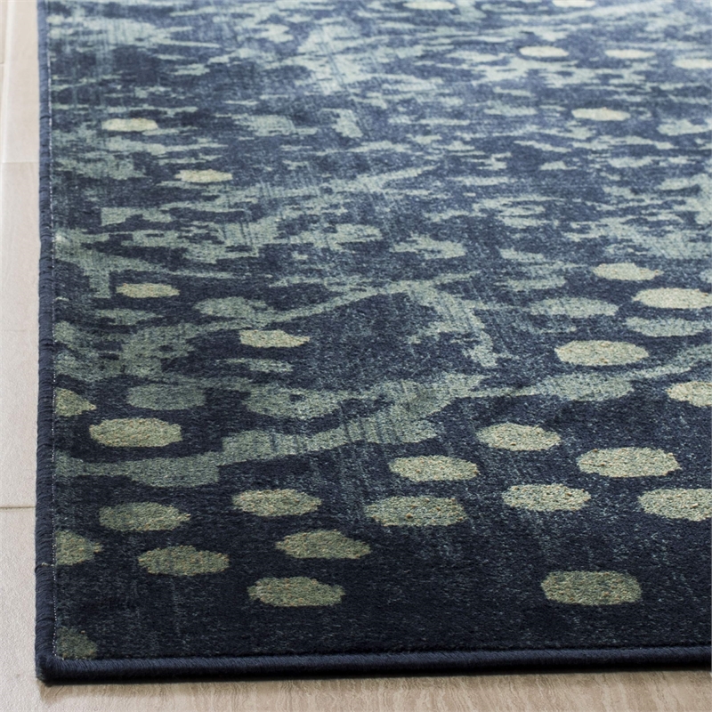 Safavieh Constellation Vintage 4' X 5'7