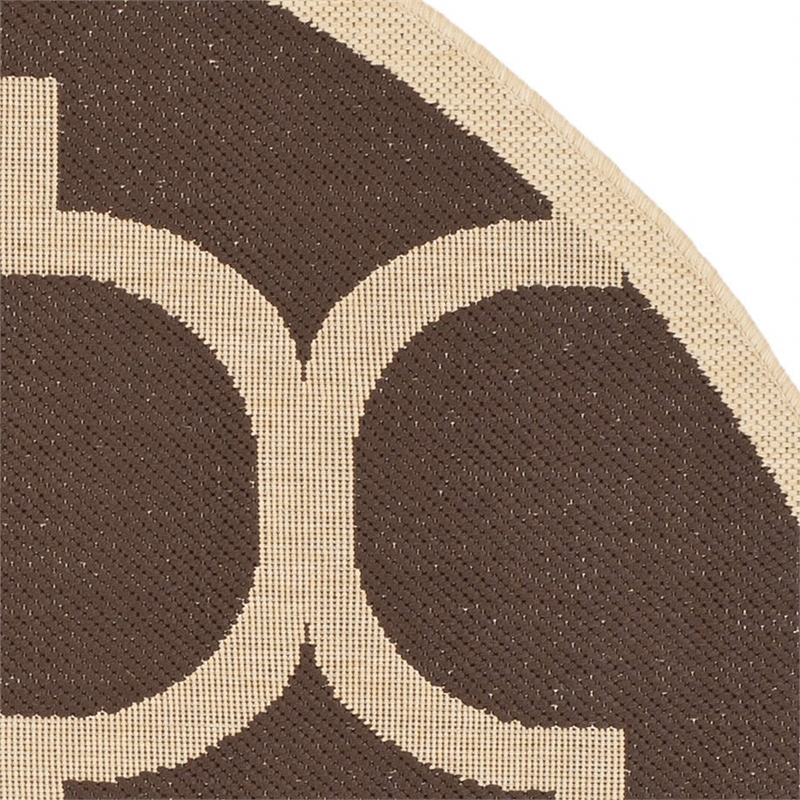 Safavieh Courtyard 4' Round Power Loomed Rug in Dark Brown