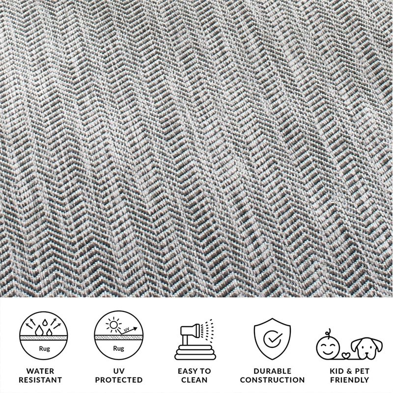 Safavieh Courtyard 9' X 12' Power Loomed Rug in Black and Beige