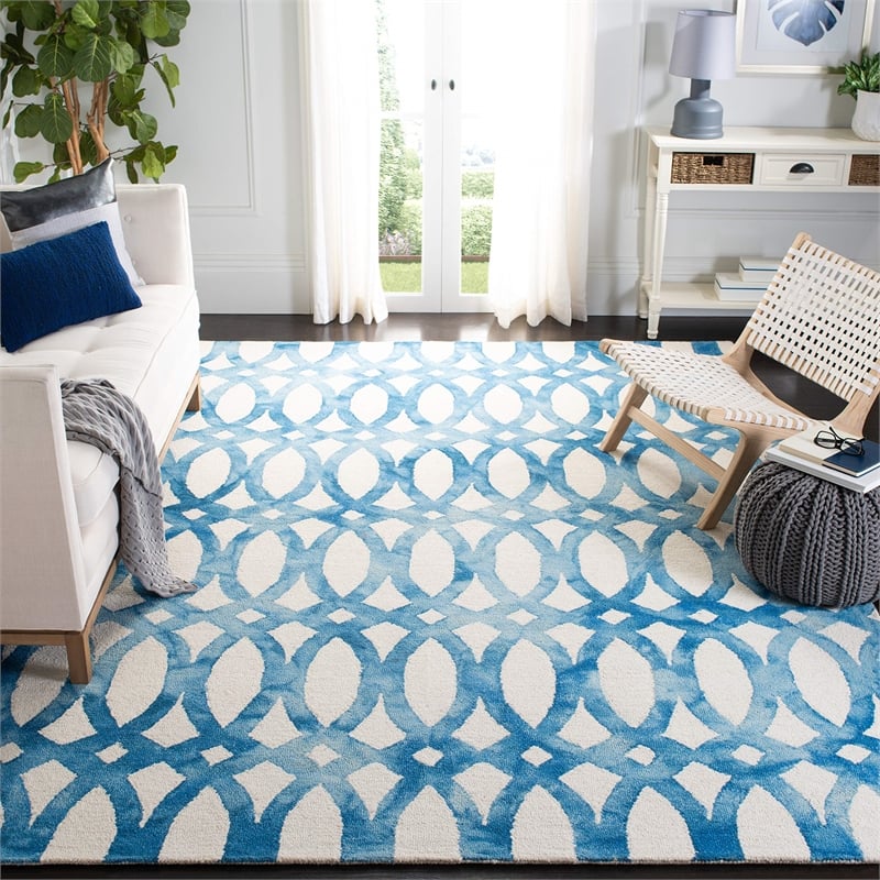 Safavieh Dip Dye 3' X 5' Hand Tufted Rug in Ivory and Blue
