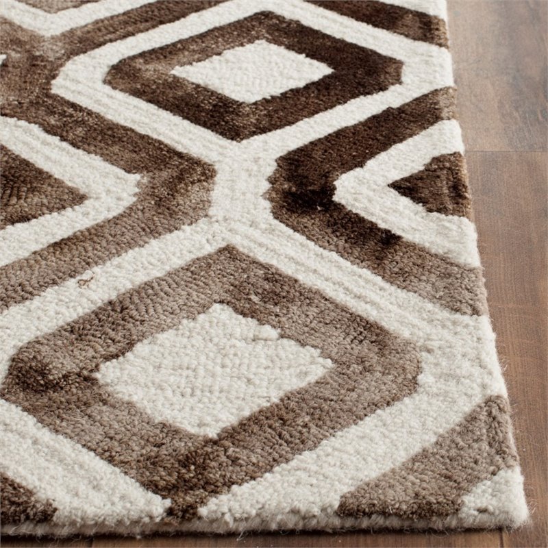 Safavieh Dip Dye 7' Square Hand Tufted Rug