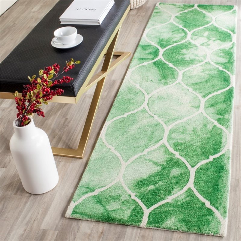 Safavieh Dip Dye 2' X 3' Hand Tufted Rug in Green and Ivory