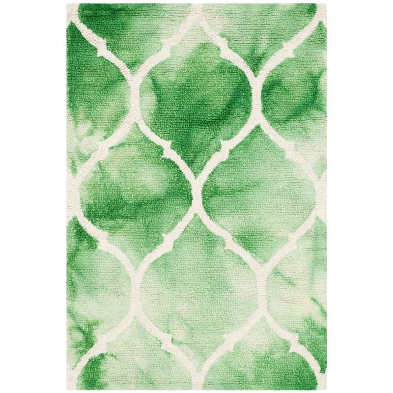 Safavieh Dip Dye 2' X 3' Hand Tufted Rug in Green and Ivory