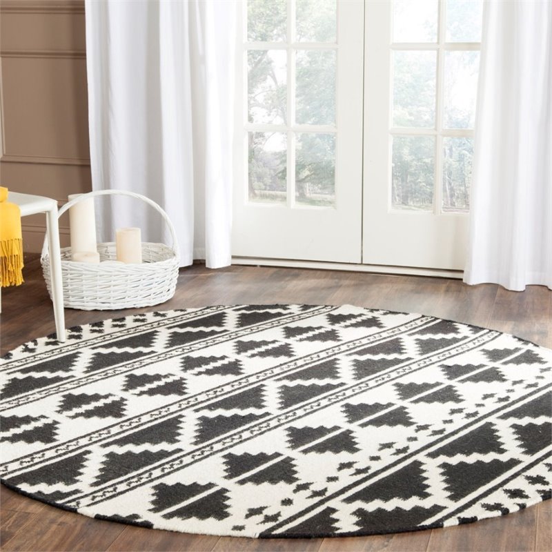 Safavieh Dhurries 6' Round Hand Woven Flat Weave Wool Rug