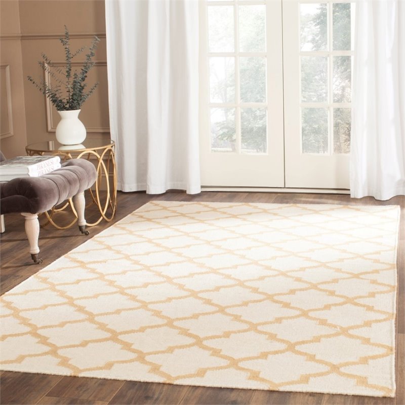 Safavieh Dhurries 6' Round Hand Woven Flat Weave Wool Rug