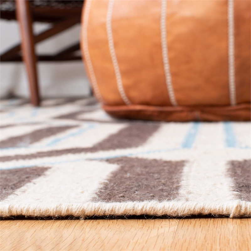 Safavieh Dhurries 8' X 10' Hand Woven Flat Weave Wool Rug in Ivory