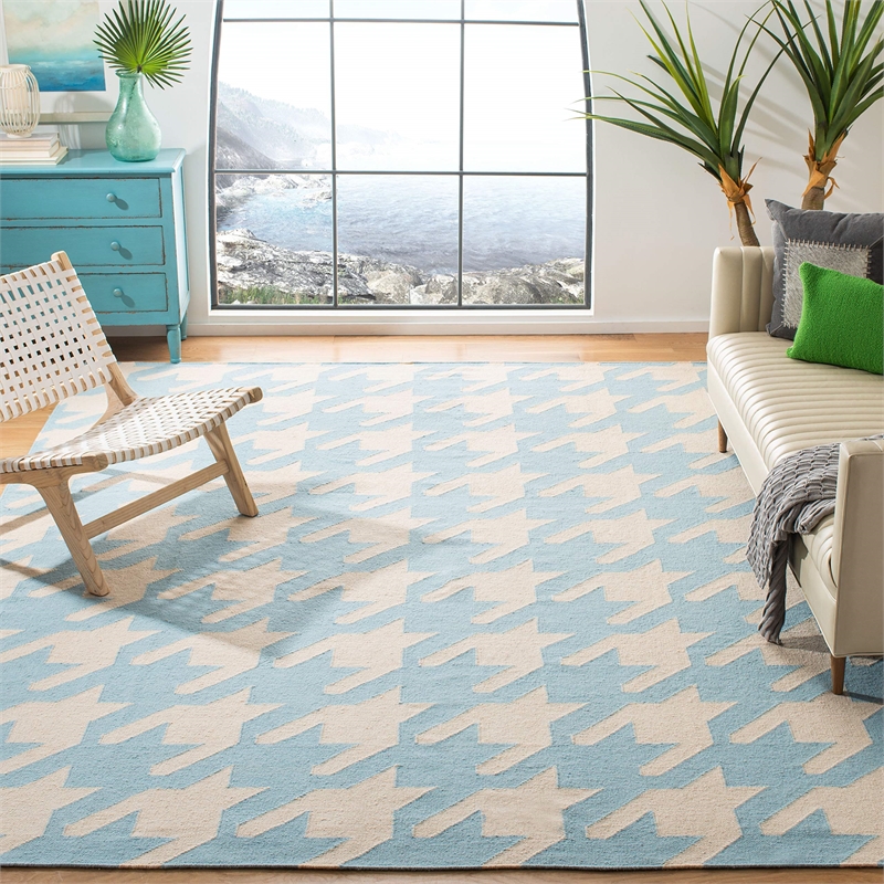 Safavieh Dhurries 6' Square Hand Woven Flat Weave Wool Rug