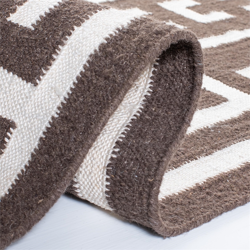Safavieh Dhurries 5' X 8' Hand Woven Flat Weave Rug