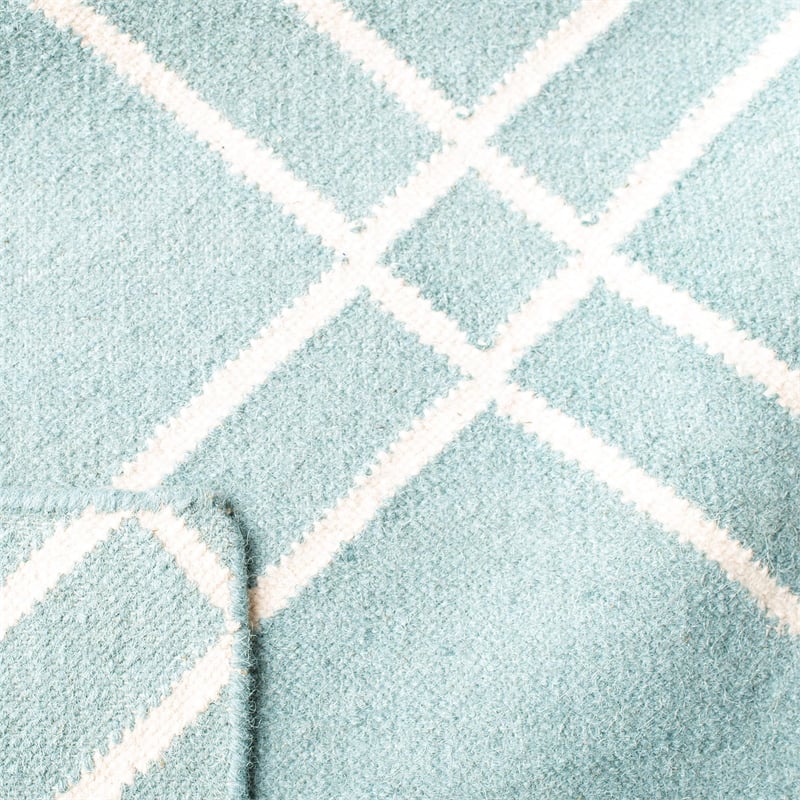 Safavieh Dhurries 4' X 6' Hand Woven Flat Weave Rug
