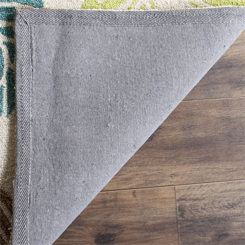 Safavieh Four Seasons 8' X 10' Hand Hooked Polyester Pile Rug in Beige