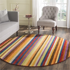 Safavieh Himalaya 8' Round Hand Loomed Wool Pile Rug in Red
