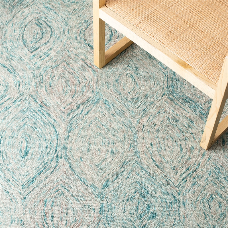 Safavieh Ikat 6' X 9' Hand Tufted Wool Pile Rug in Ivory and Sea Blue