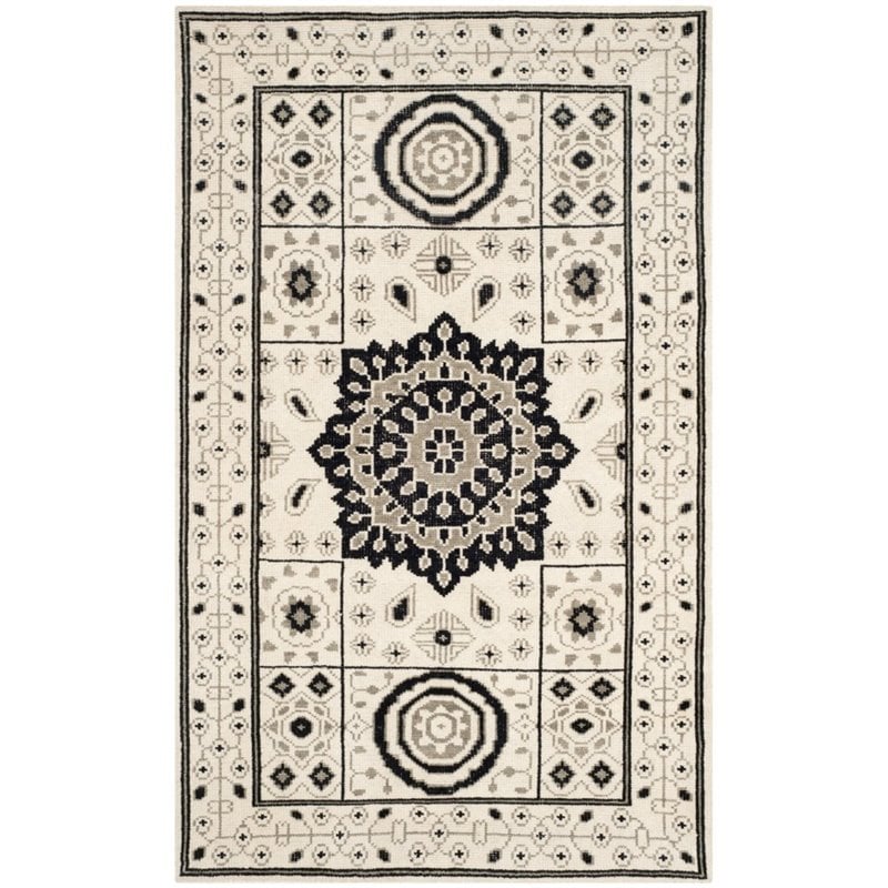 Safavieh Kenya 2' X 3' Hand Knotted Wool Pile Rug in Ivory and Gray