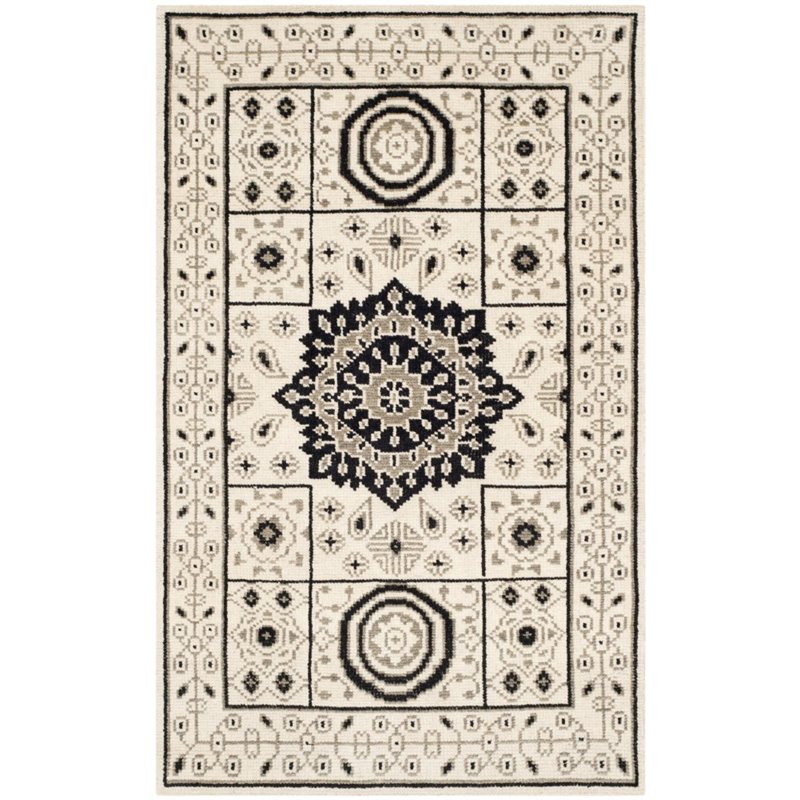Safavieh Kenya 7' Square Hand Knotted Wool Rug in Ivory and Gray