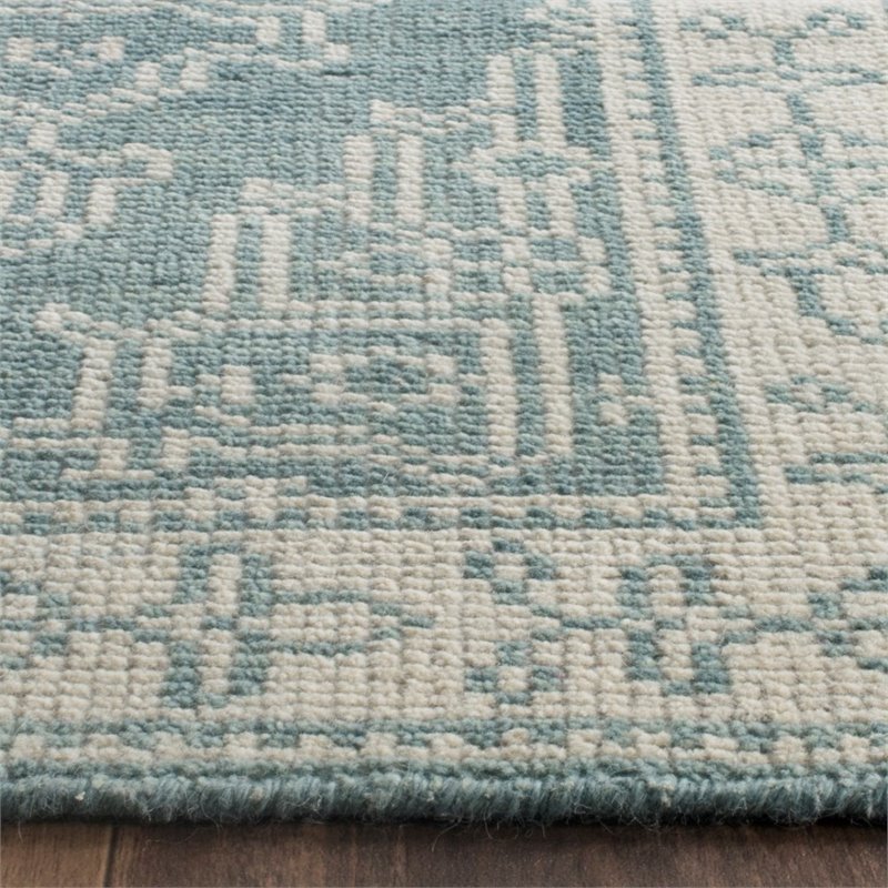 Safavieh Kenya 5' X 8' Hand Knotted Wool Pile Rug in Ivory and Blue
