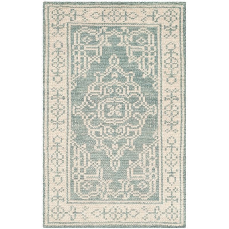 Safavieh Kenya 7' Square Hand Knotted Wool Rug in Ivory and Blue