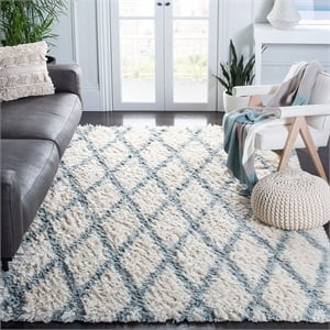 Safavieh Kenya 6' X 9' Hand Knotted Rug in Ivory and Blue