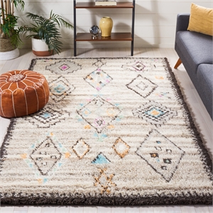 Safavieh Kenya 6' X 9' Hand Knotted Wool and Cotton Rug in Natural