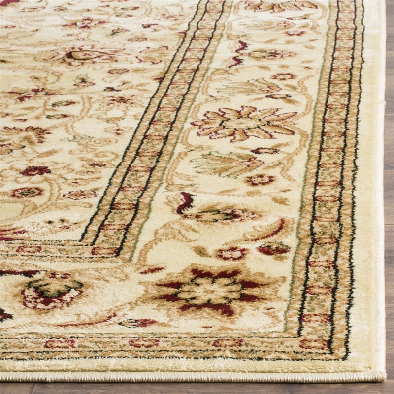 Safavieh Lyndhurst 2'3