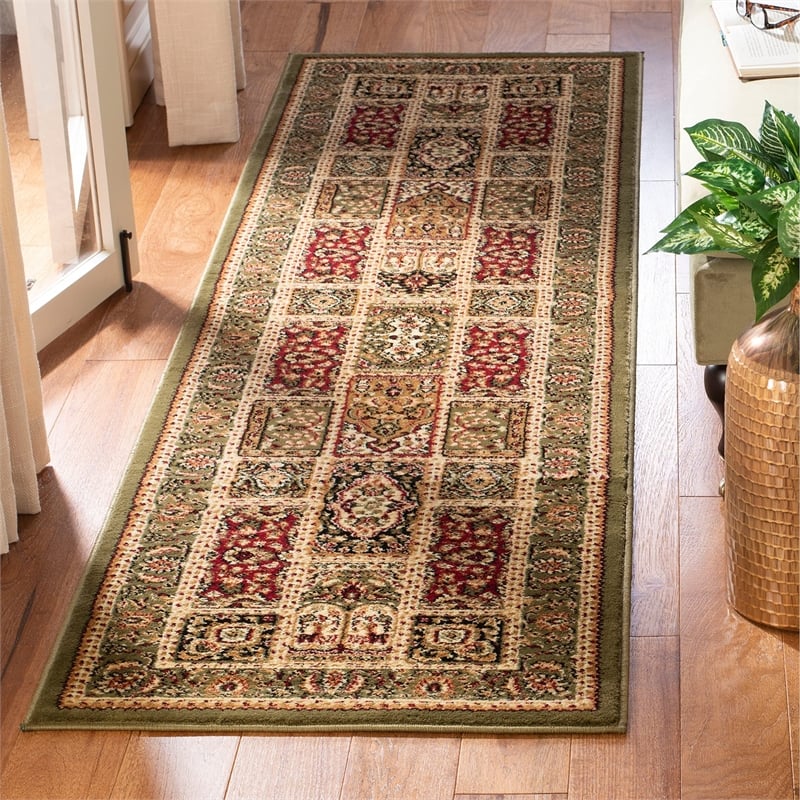 Safavieh Lyndhurst 10' Round Power Loomed Rug in and Green
