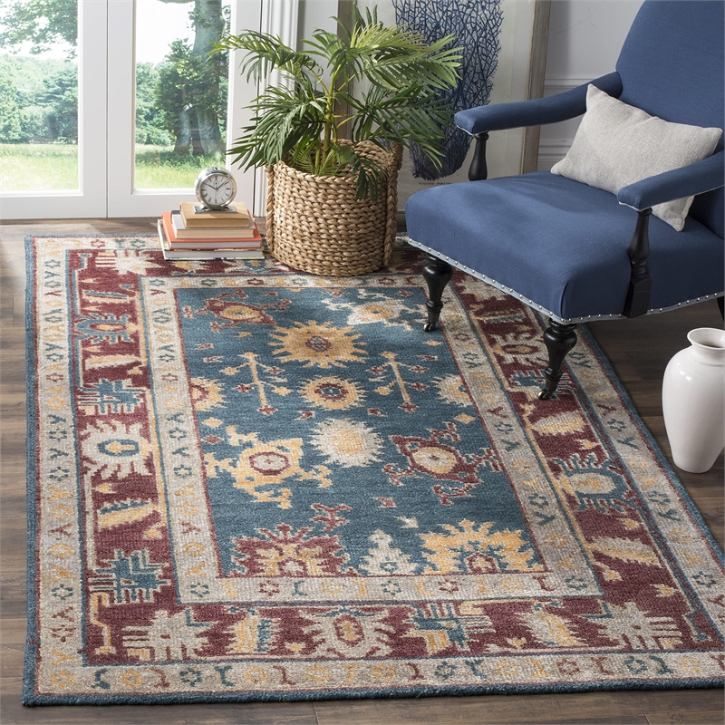 Safavieh Moharaja 4' X 6' Handmade Rug in Blue and Red