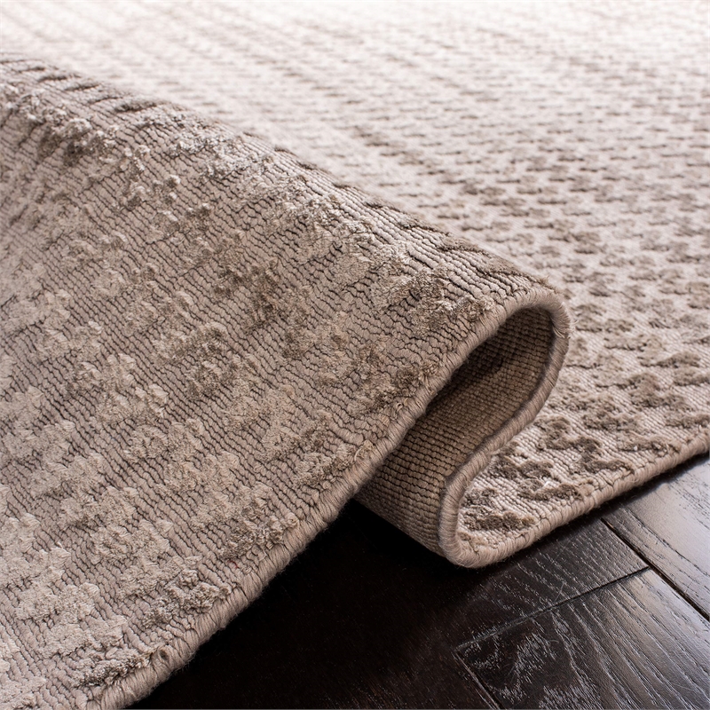 Safavieh Mirage 4' X 6' Hand Woven Viscose Pile Rug in Graphite
