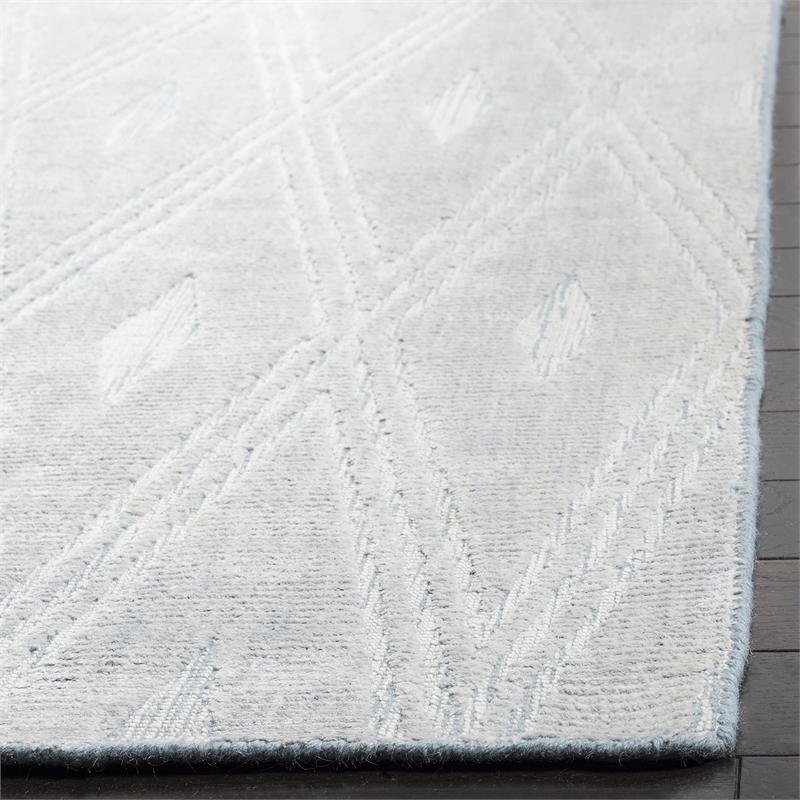 Safavieh Mirage 8' X 10' Hand Woven Rug in Blue