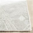 Safavieh Mirage 8' X 10' Hand Woven Rug in Silver