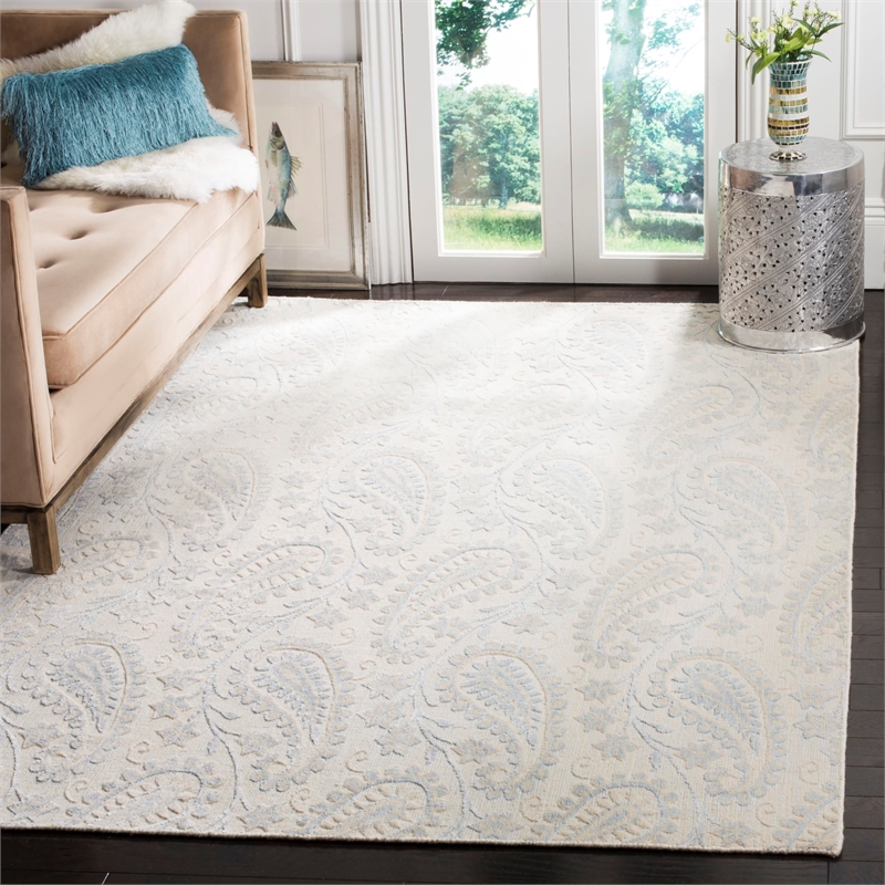 Safavieh Mirage 6' X 9' Hand Woven Rug in Light Blue