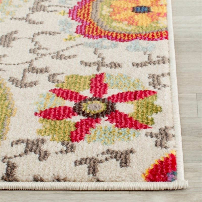 Safavieh Monaco 5' Round Power Loomed Polypropylene Rug in Ivory