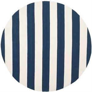 Safavieh Montauk 4' Round Hand Woven Cotton Rug in Navy and Ivory