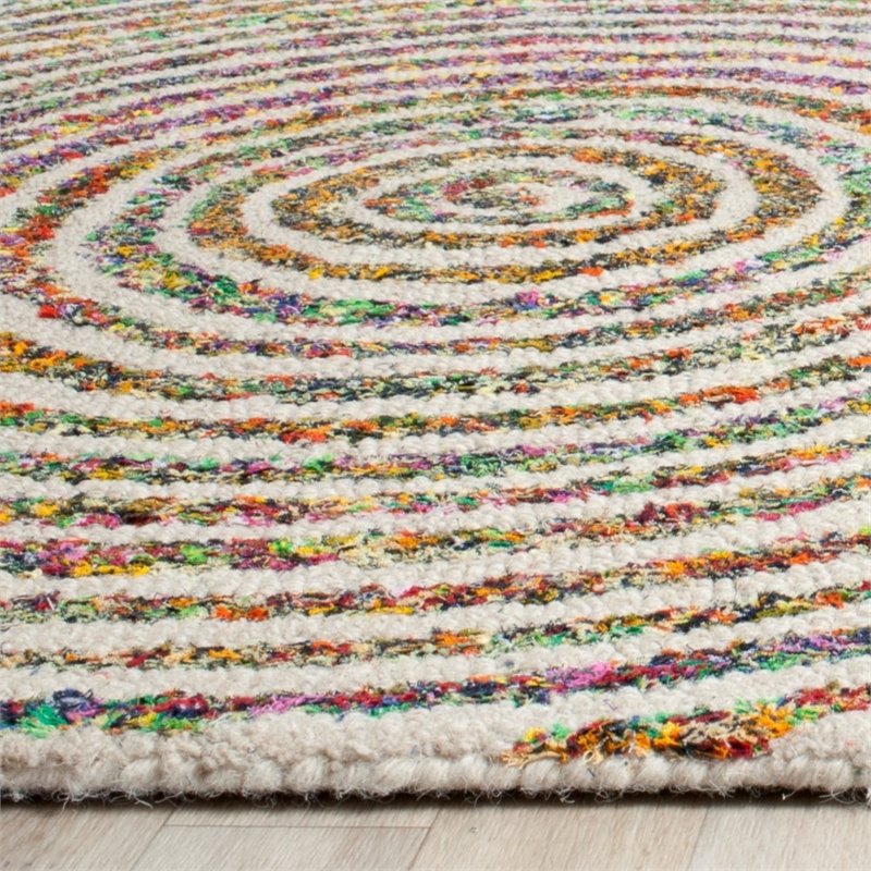 Safavieh Nantucket 4' Round Hand Tufted Cotton Wool Rug in Beige