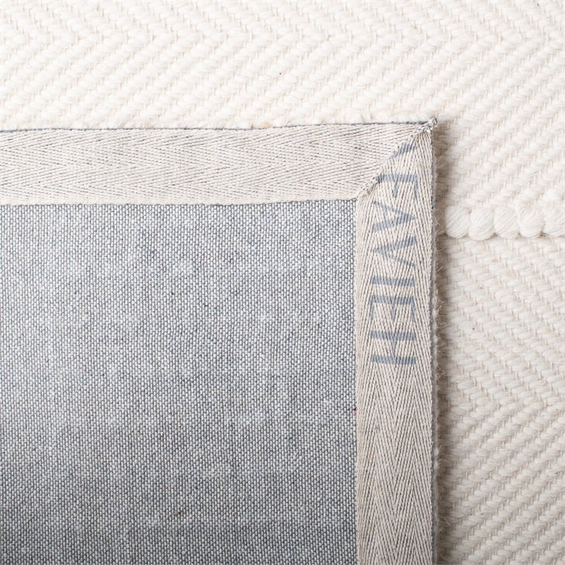 Safavieh Natura 11' X 15' Hand Tufted Wool Pile Rug in Natural