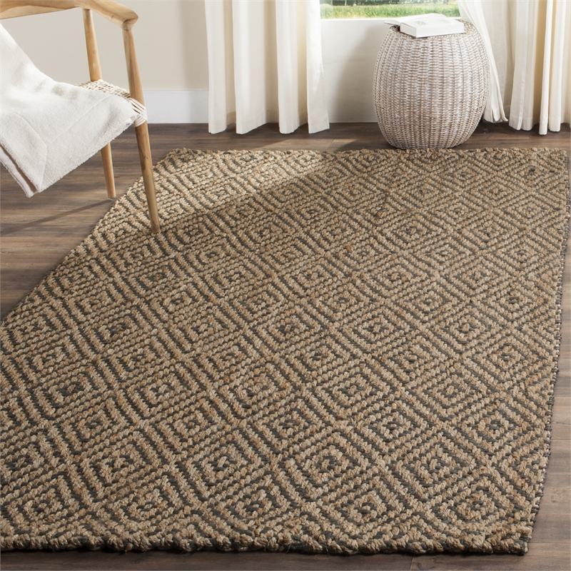 Safavieh Natural Fiber 3' X 5' Hand Woven Jute Rug in Natural and Gray
