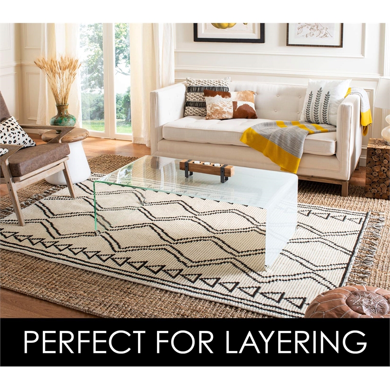 Safavieh Natural Fiber 7' Square Hand Woven Jute Rug in Natural