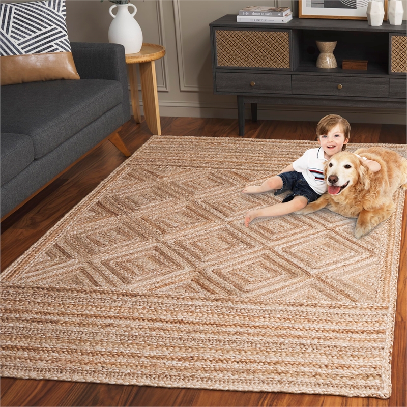 Safavieh Natural Fiber 4' X 6' Hand Woven Jute Rug in Natural