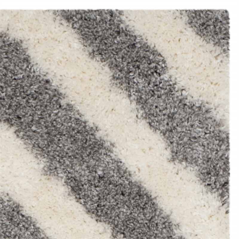 Safavieh Portofino Shag 4' X 6' Power Loomed Rug in Ivory and Gray