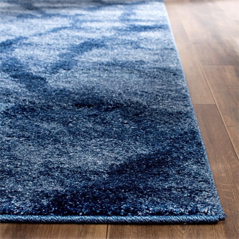 Safavieh Retro 6' Round Power Loomed Rug in Blue and Dark Blue