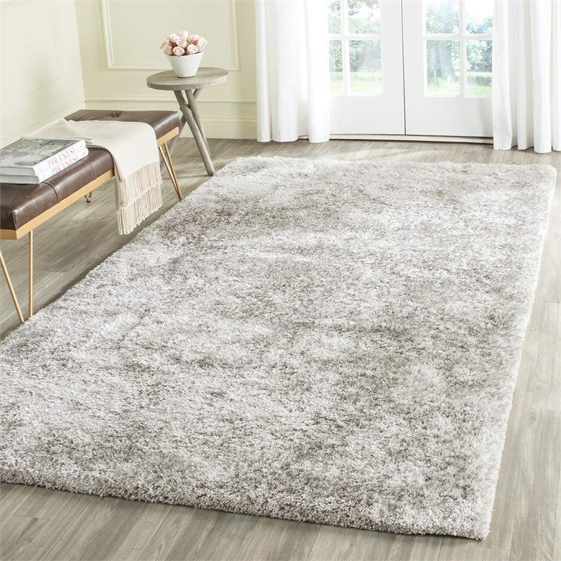 Safavieh South Beach Shag 4' X 6' Hand Tufted Rug in Ice