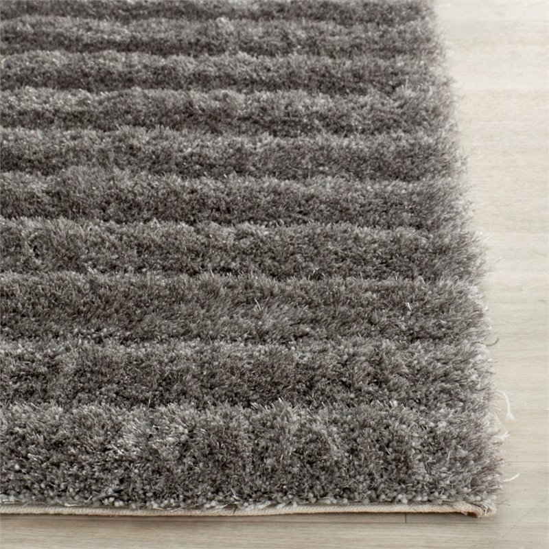 Safavieh 3D Shag 6' Round Hand Tufted Rug in Silver