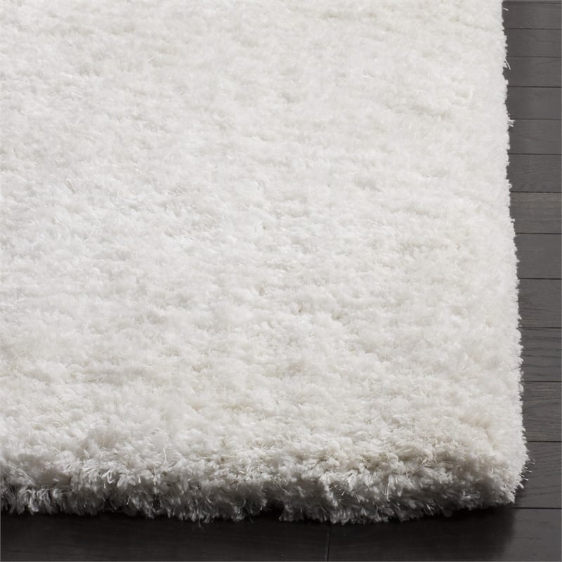 Safavieh Florence Shag 5' X 8' Handmade Polyester Rug in White