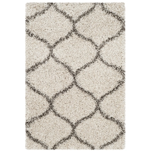 Safavieh Hudson Shag 2'3&quot X 3'9&quot Power Loomed Rug in Ivory and Gray