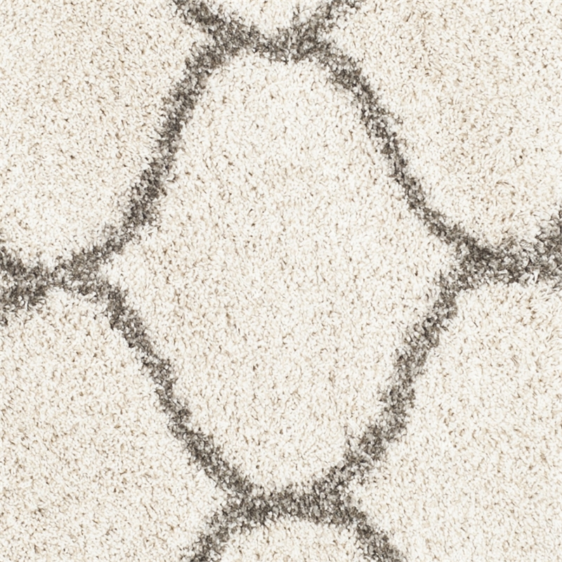 Safavieh Hudson Shag 7' Round Power Loomed Rug in Ivory and Gray